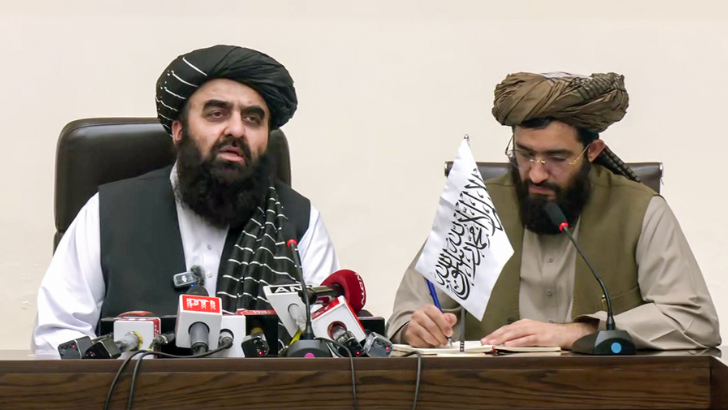https://salarnews.in/public/uploads/images/newsimages/maannewsimage11102025_151146_Afghan FM presser .png
